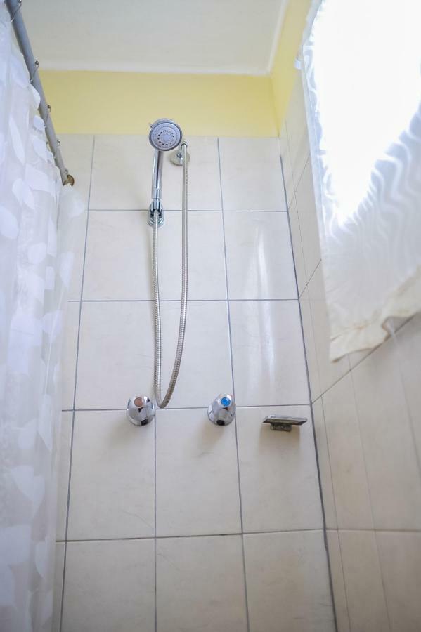 Eko Cozy Guest House St. John's ภายนอก รูปภาพ